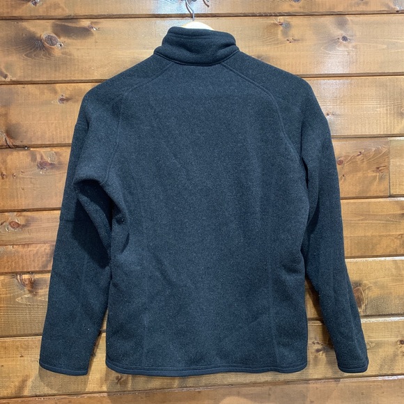 Patagonia Black 1/2 Zip Better Sweater Fleece - Picture 3 of 5